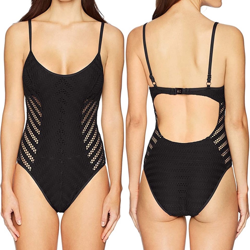 KENNETH COLE NEW YORK Shoulder One Piece Swimsuit Medium